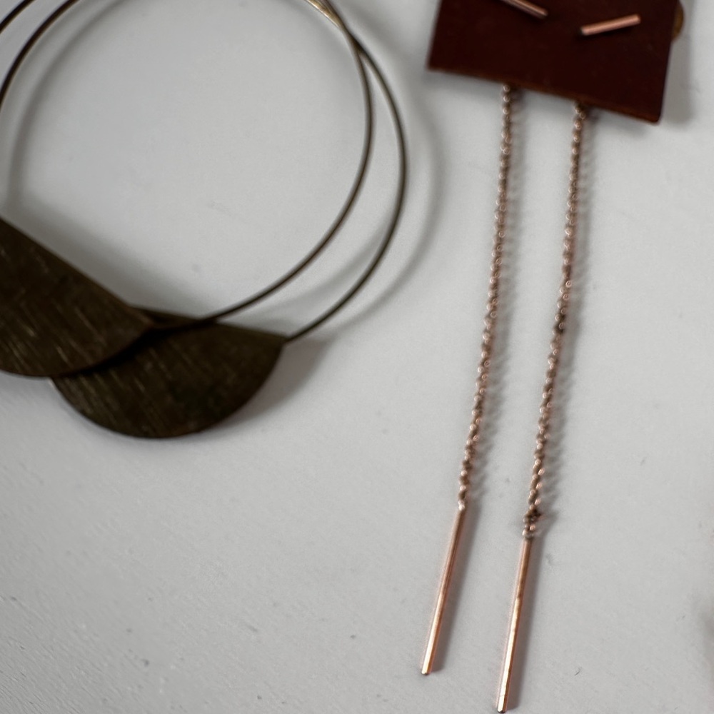 Statement & Hoop Earring Set - Picture 4 of 5